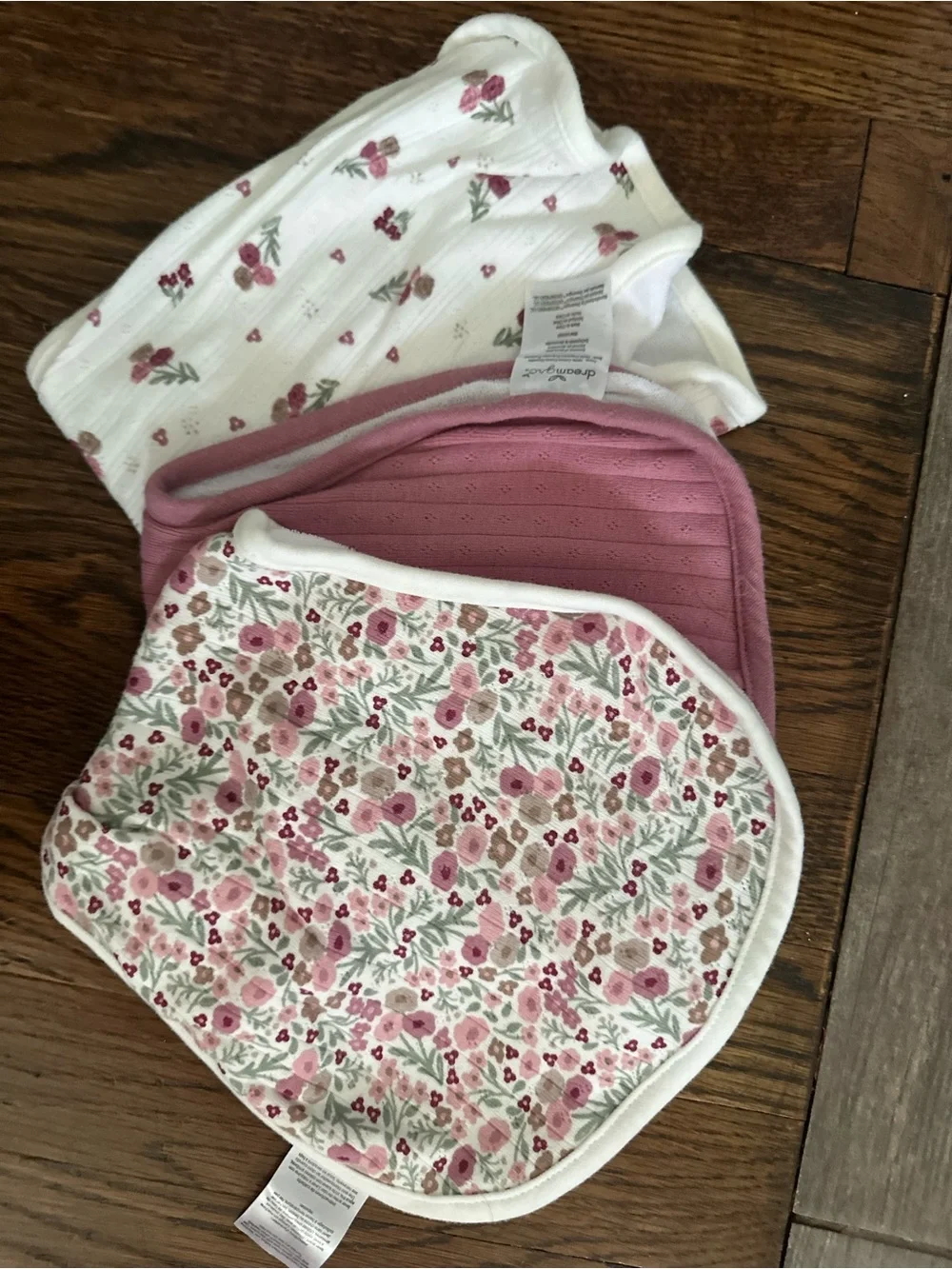Soft Pink Floral Baby burp cloth Set - Gentle Cotton